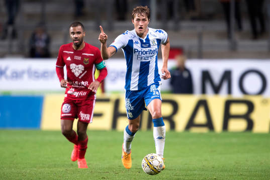 Östersunds Alex Dyer och IFK Göteborgs Thomas Rogne