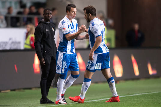 IFK Göteborgs Martin Smedberg Dalence byts in istället