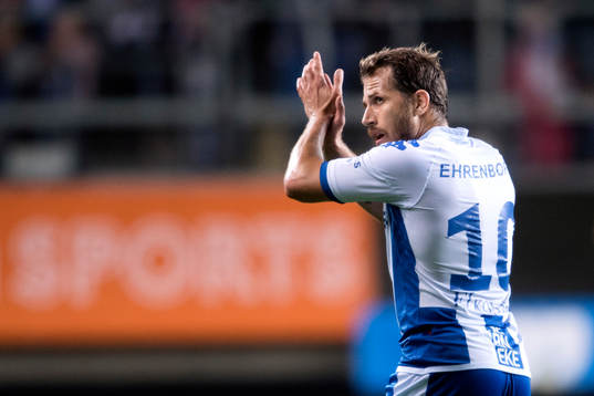 IFK Göteborgs Tobias Hysén tackar publiken när han byts