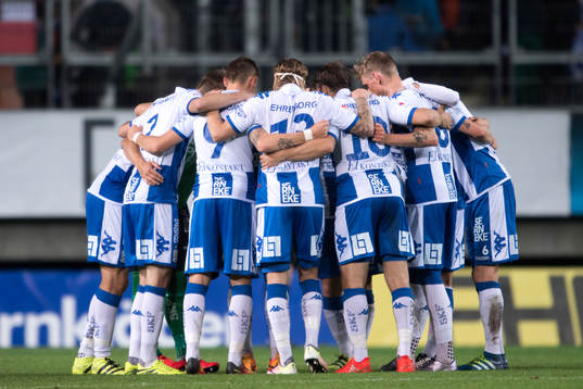 IFK Göteborgs spelare laddar