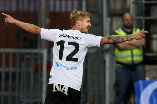 Bläddra bland fler bilder av Fotboll, Allsvenskan, Örebro - Gefle