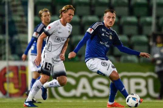 Häckens Rasmus Schuller och Sundsvalls Smajl Suljevic