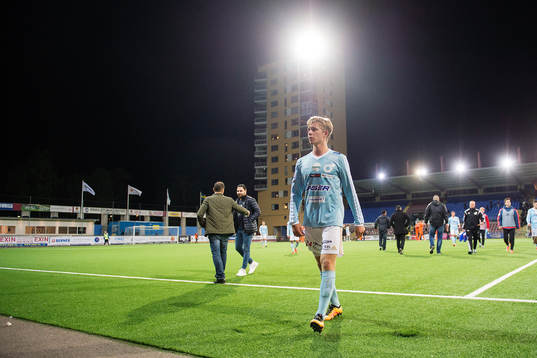 Degerfors Ludvig Fritzson deppar när han går av planen