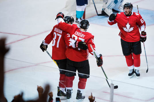 Kanadas Patrice Bergeron, Sidney Crosby och Brad Marchand