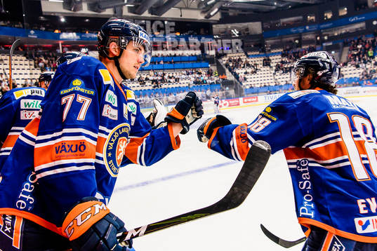 Växjös Pontus Netterberg jublar