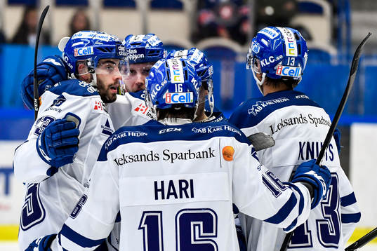 Leksands spelare jublar