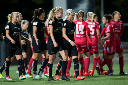 Göteborgs Maja Göthberg och Filippa Curmark deppar