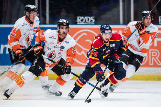 Karlskronas Niklas Arell utmanar Djurgårdens Daniel Brodin