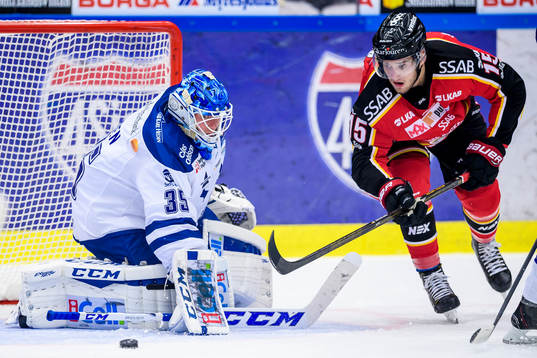 Luleås Christian Jaros utmanar Leksands målvakt Atte