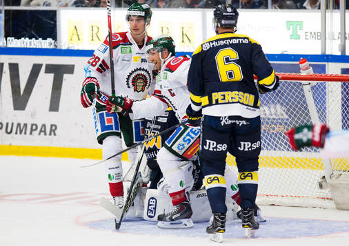 Frölundas Johan Sundström och Joel Lundqvist jublar