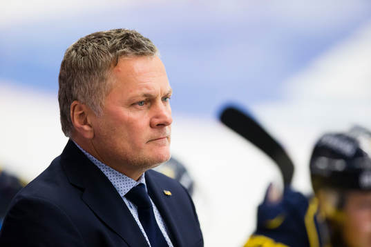 s assisterande tränare Stephan Lundh