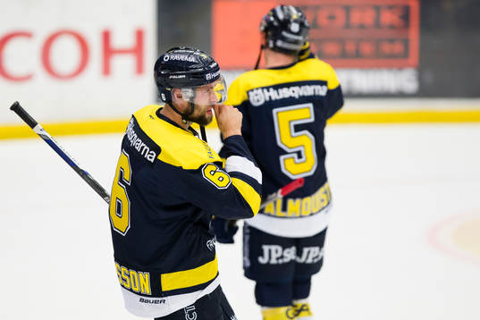 s Christoffer Persson och Adam Almquist deppar
