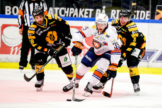 Skellefteås Niclas Burström  och Andrew Calof