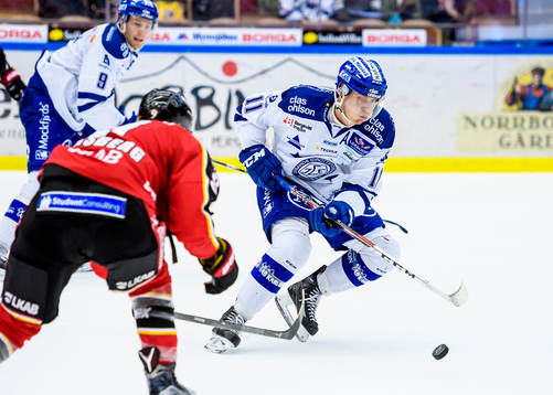 Leksands Martin Karlsson med pucken
