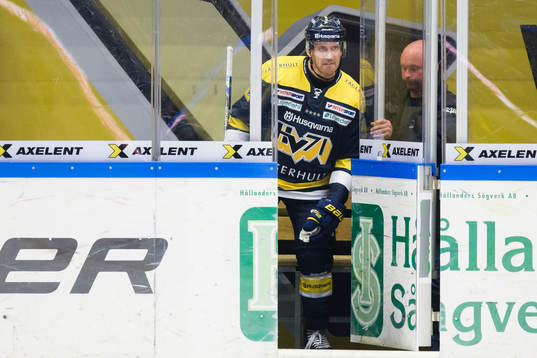 s Teemu Laine utvisad