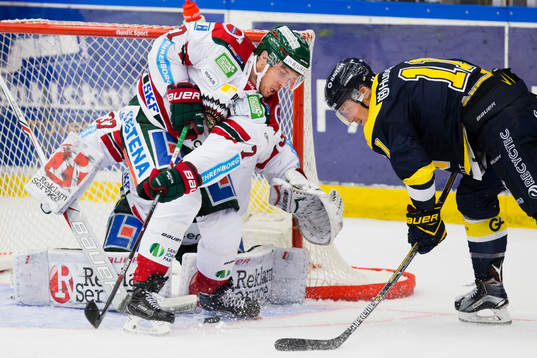 s Simon Önerud