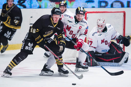 s Jesper Bratt och Modos Byron Ritchie