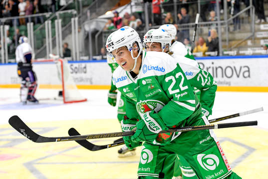 Rögles Sebastian Wännström jublar