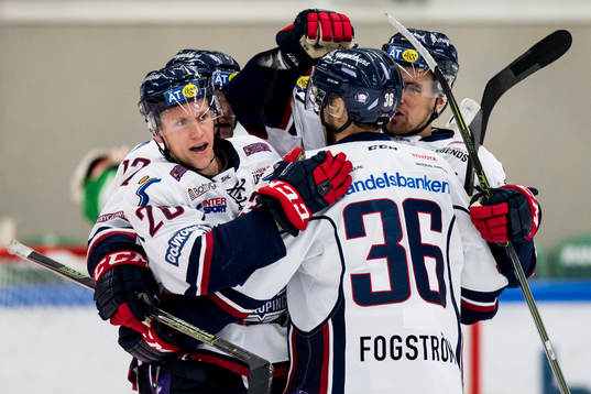 Linköpings spelare jublar