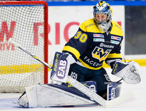 s målvakt Linus Söderström