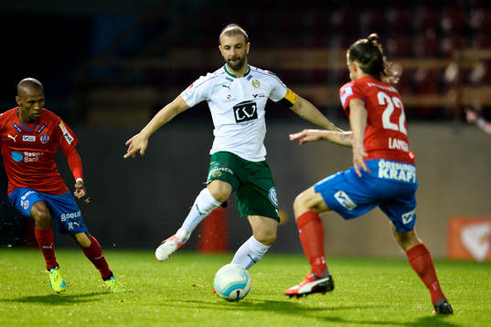 Hammarbys Kennedy Bakircioglu och 6Helsingborgs Jesper Lange
