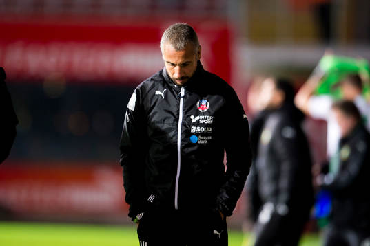 Helsingborgs manager Henrik Larsson deppar