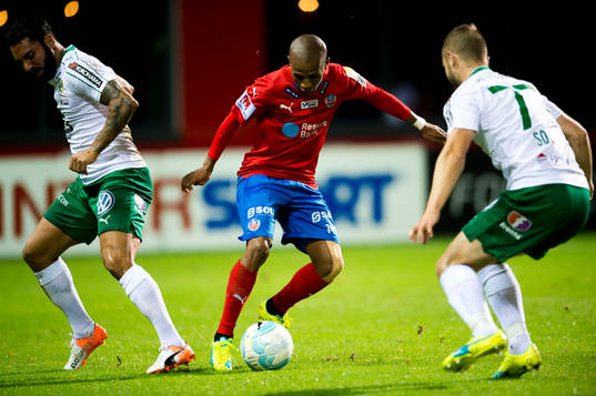 Helsingborgs Amethyst Surprise Bradley Ralani mellan