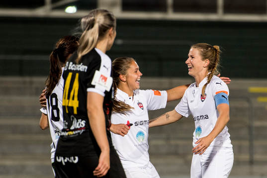 Rosengårds Lieke Martens, Emma Berglund och Lotta Schelin