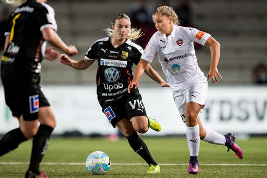 Rosengårds Lieke Martens och Umeås Selina Henriksson