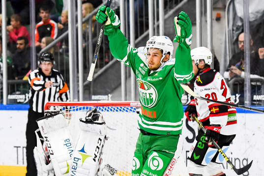 Rögles Sebastian Collberg jublar