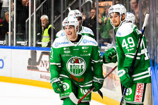 Rögles Bryan Lerg och Sebastian Collberg jublar