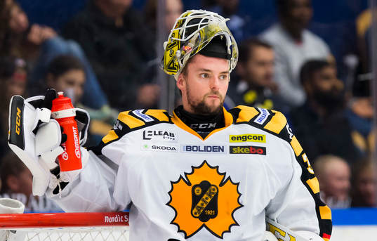 Skellefteås målvakt Gustaf Lindvall