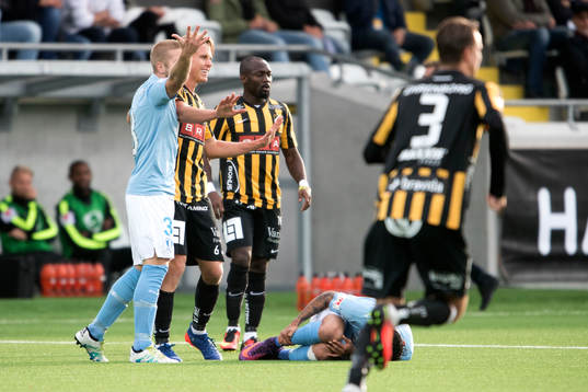 Häckens Rasmus Schuller reagerar