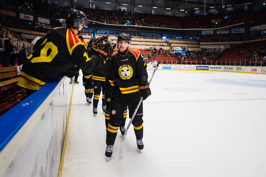 Brynäs Ponthus Westerholm jublar