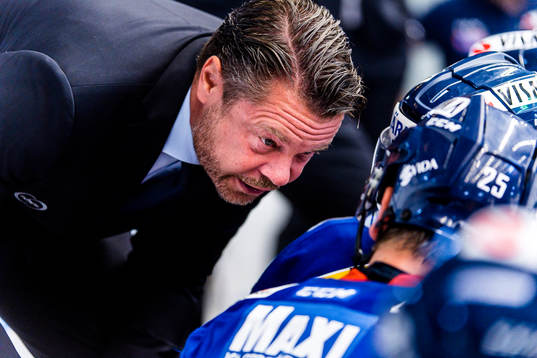 Växjös assisterande tränare Fredrik Hellgren