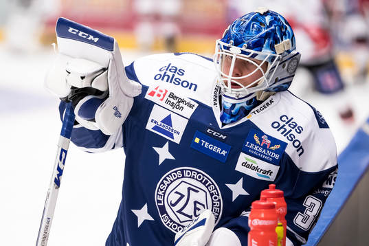 Leksands målvakt Atte Engren i ishockeymatchen i SHL