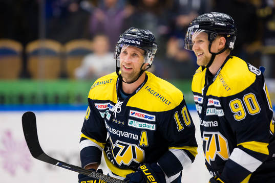 s Martin Thörnberg och Ted Brithén jublar