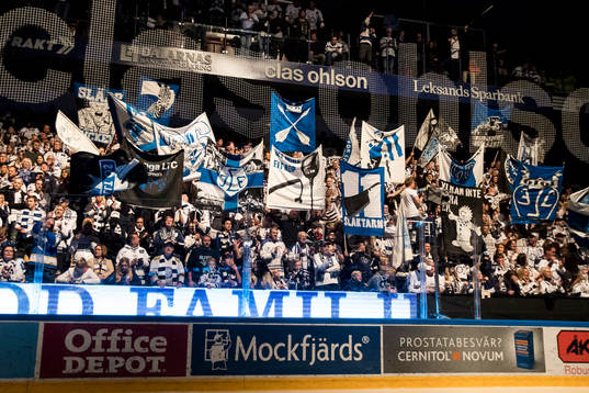 TIFO i ishockeymatchen i SHL mellan Leksand och Örebro