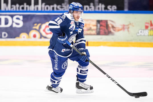 Leksands János Hári i ishockeymatchen i SHL mellan
