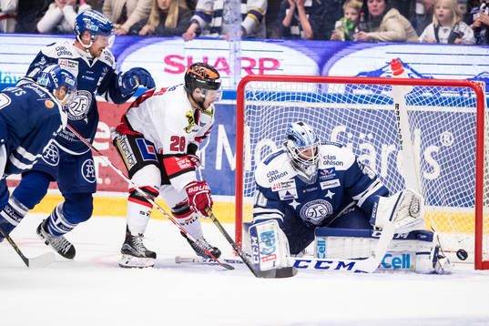 räddning av Leksands målvakt Henrik Haukeland chans från
