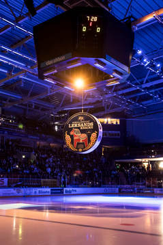 Leksands knäckebröd intro i ishockeymatchen i SHL mellan