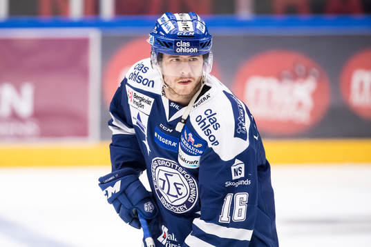 Leksands János Hári i ishockeymatchen i SHL mellan