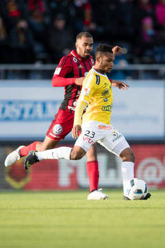 Falkenbergs Enock Kwakwa mot Östersunds Alex Dyer