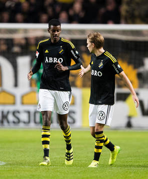 s Alexander Isak och Johan Blomberg