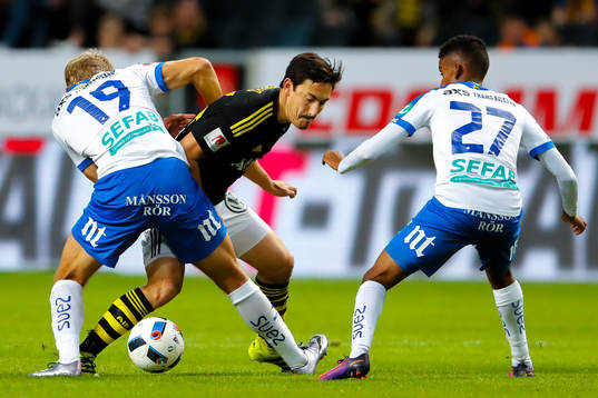 Norrköpings Sebastian Andersson och Tesfaldet Tekie