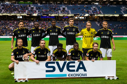 s startelva innan fotbollsmatchen i Allsvenskan mellan AIK