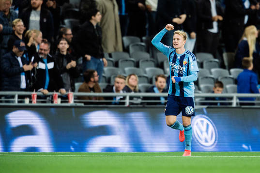 Djurgårdens Elliot Käck jublar