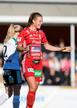 Piteås Nina Jakobsson jublar