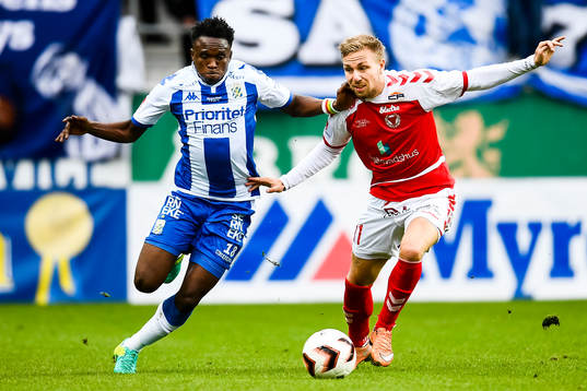 Kalmars Jonathan Ring och IFK Göteborgs Lawson Sabah