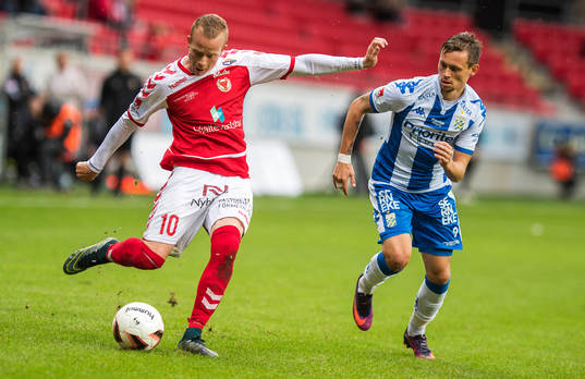 Kalmars Tobias Eriksson och IFK Göteborgs Jakob Ankersen